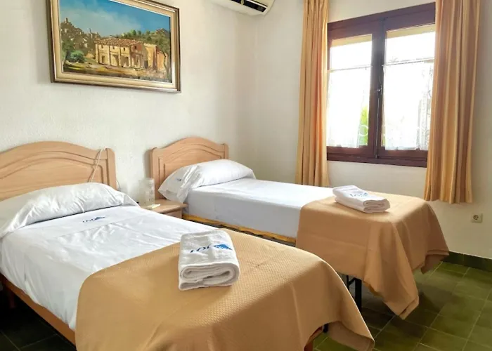 Familiar En Els Poblets - 3 7 Personas - Es-373-13 *